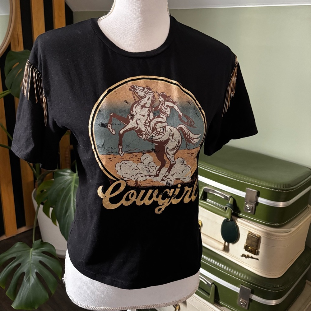Organic Generation Cowgirl Tassel Sleeve Graphic Black Crop T-Shirt - Picture 2 of 12